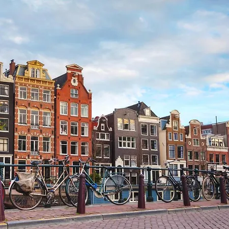 Luna's Hideaway 2* Amsterdam