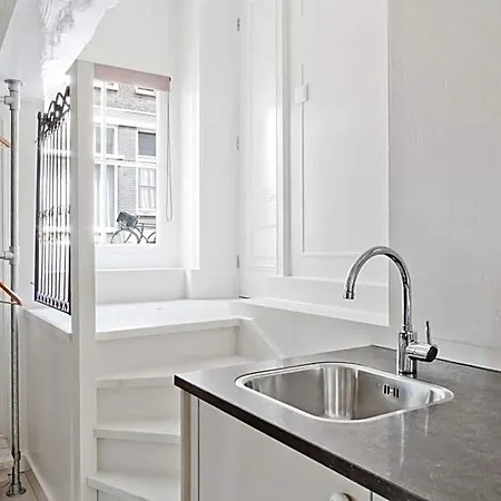 Luna's Hideaway Guest house Amsterdam